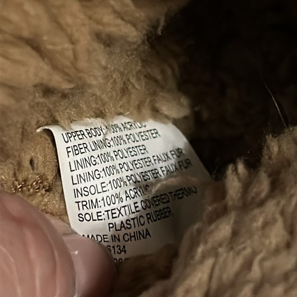 NWT MukLuk slippers - Picture 8 of 9